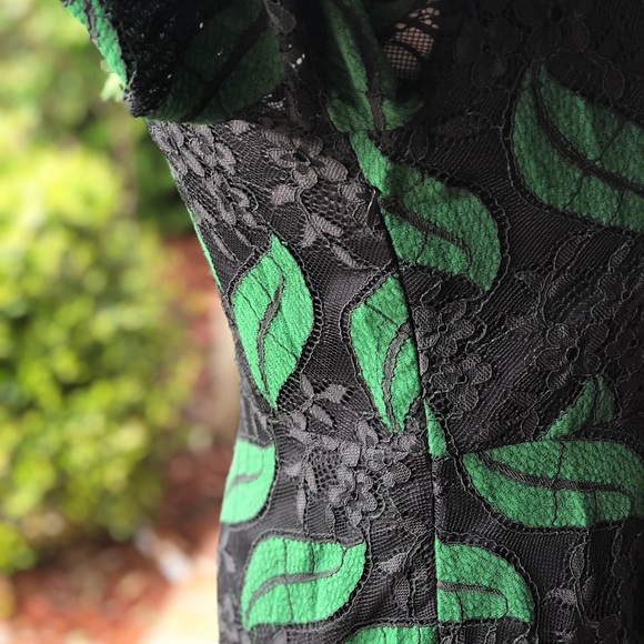 ❤️❤️❤️ Beautiful Green& Black Midi Lace Dress - Picture 6 of 8